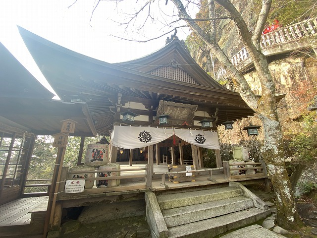 阿賀神社(太郎坊宮)②　拝殿