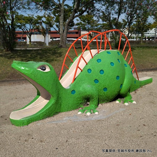 笠岡運動公園（岡山県笠岡市）【こんなところで恐竜発見！】
