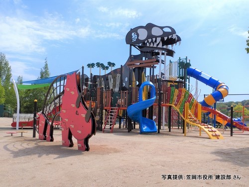 かさおか古代の丘スポーツ公園（岡山県笠岡市）【こんなところで恐竜発見！】