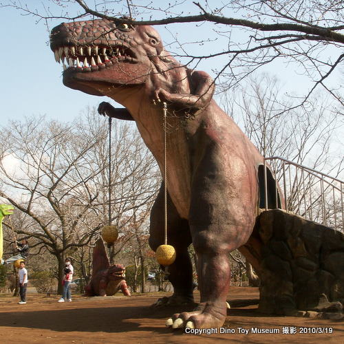 2010年　茨城県・八坂公園の恐竜たち
