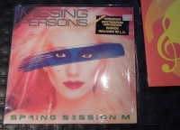 4916-02Missing PersonsのSpring Session M