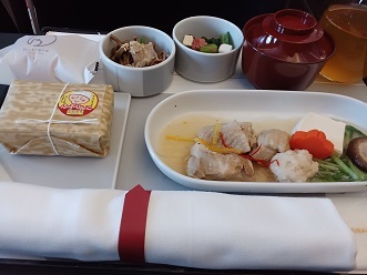 JAL国内線ファーストクラス機内食2